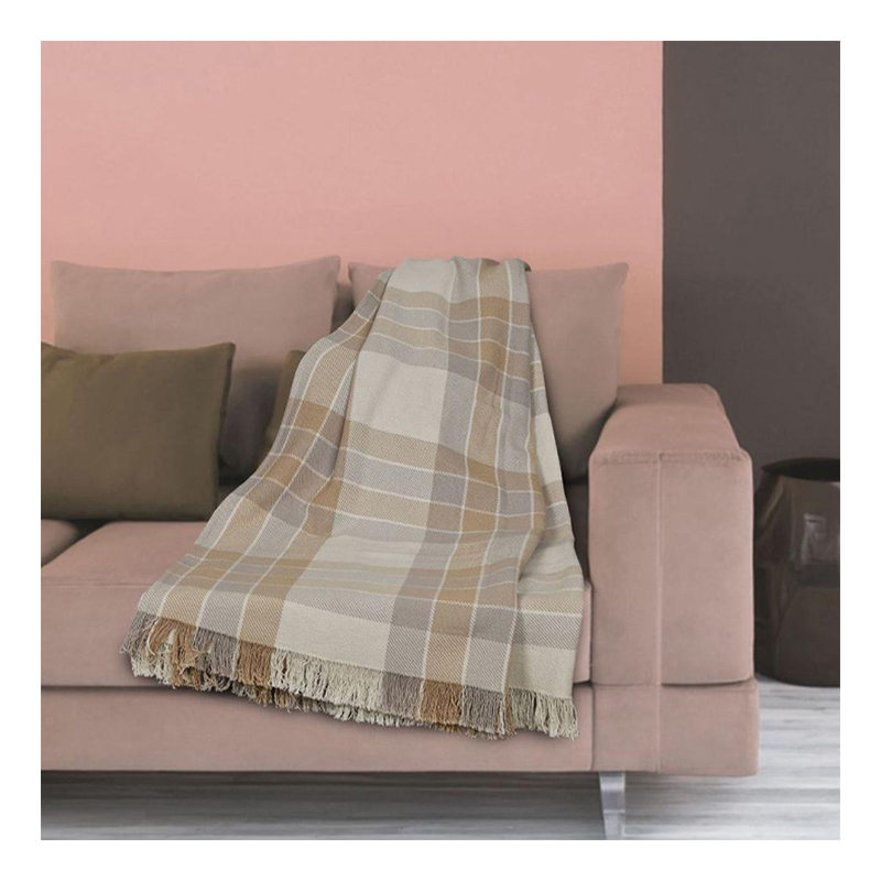 شال مبل برق لامع طرح ماهور سایز 140*130 سانتی متر