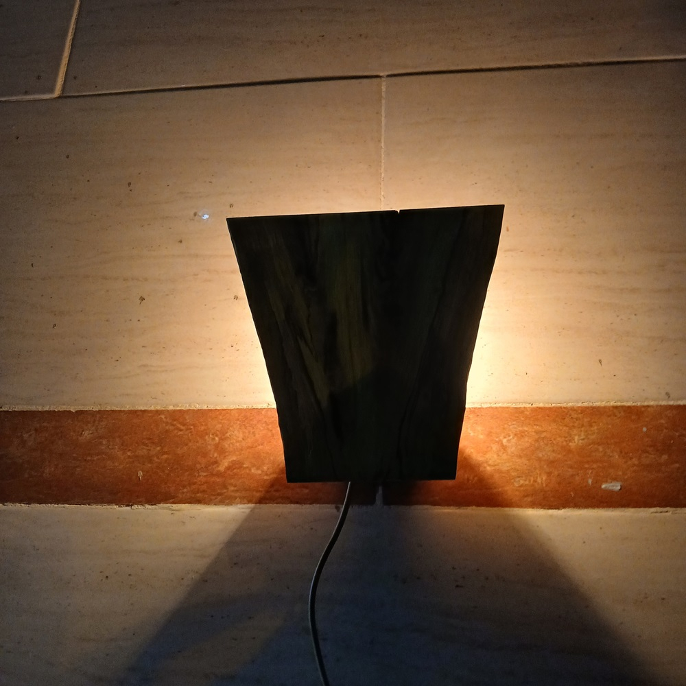 لوستر دیواری چوبی مدل روستیک