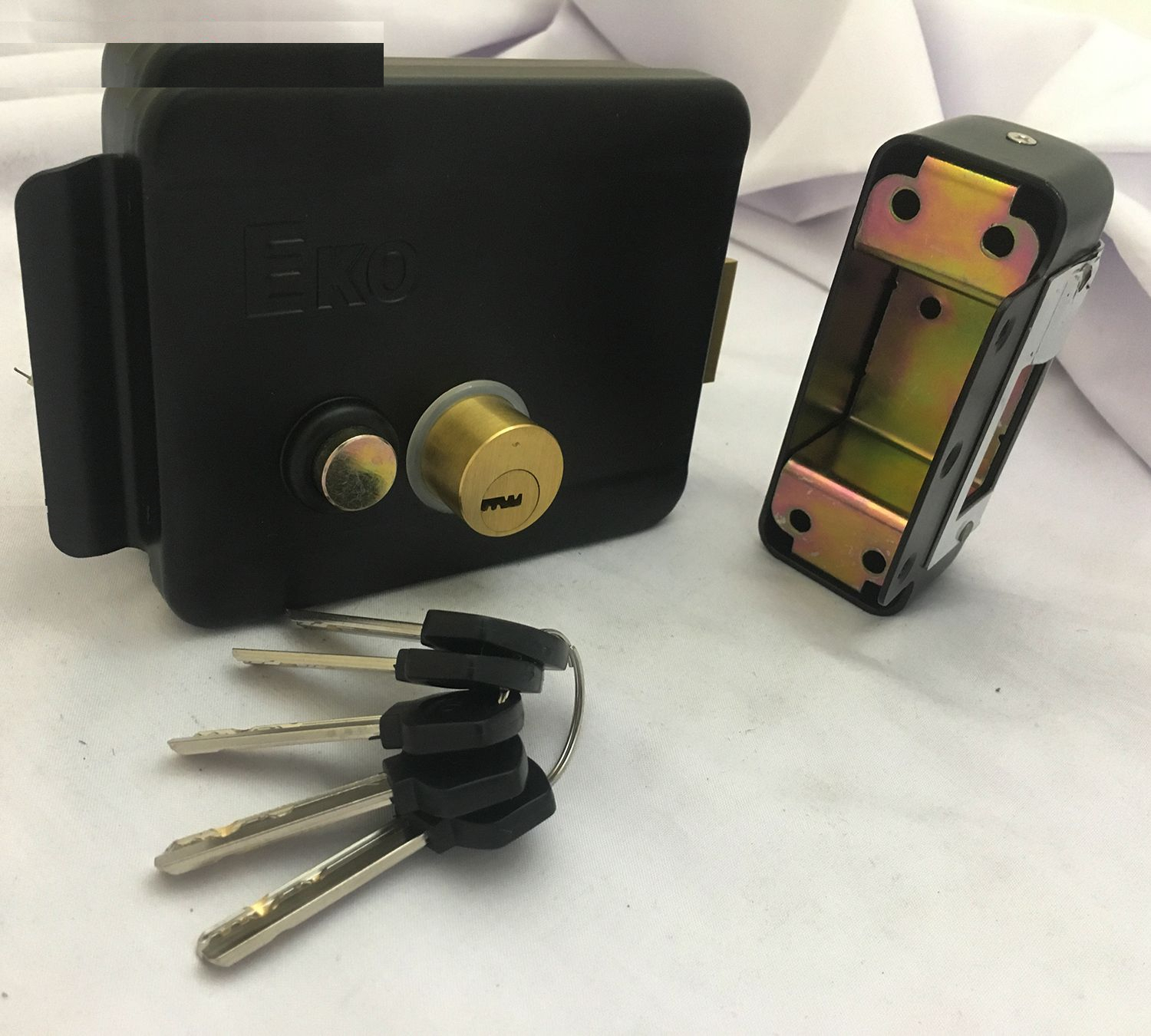 قفل برقی در حیاطی اکو مدل 12vdc