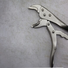 انبر قفلی وی تولز مدل YP-VT2185 سایز 10 اینچ