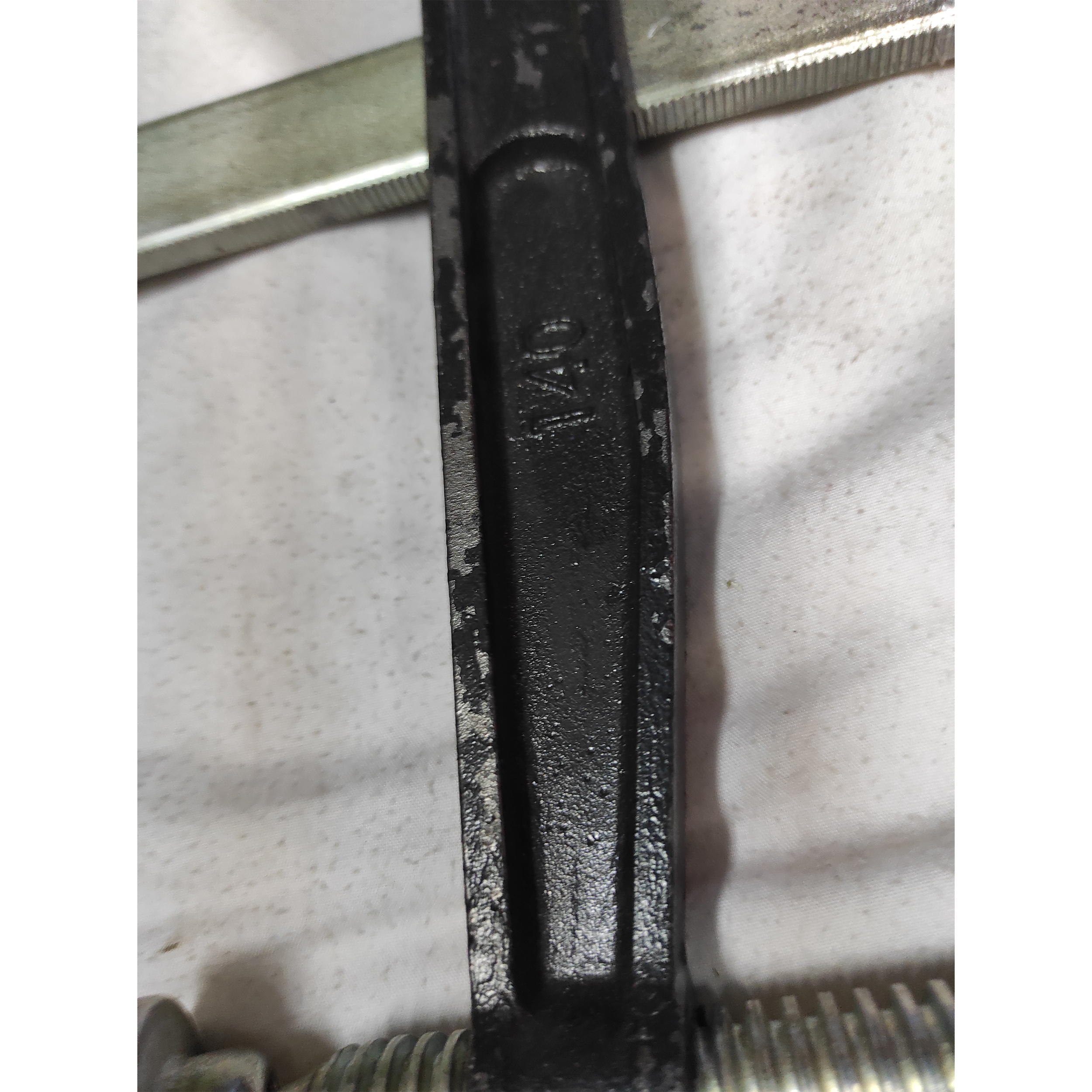 پیچ دستی ابزار گستر مدل SMT-20cm-FAK14