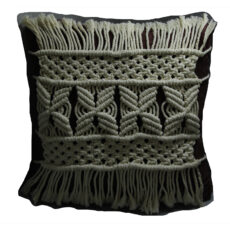 کاور کوسن مدل مکرومه بافی سایز 30* 35 سانتی متر