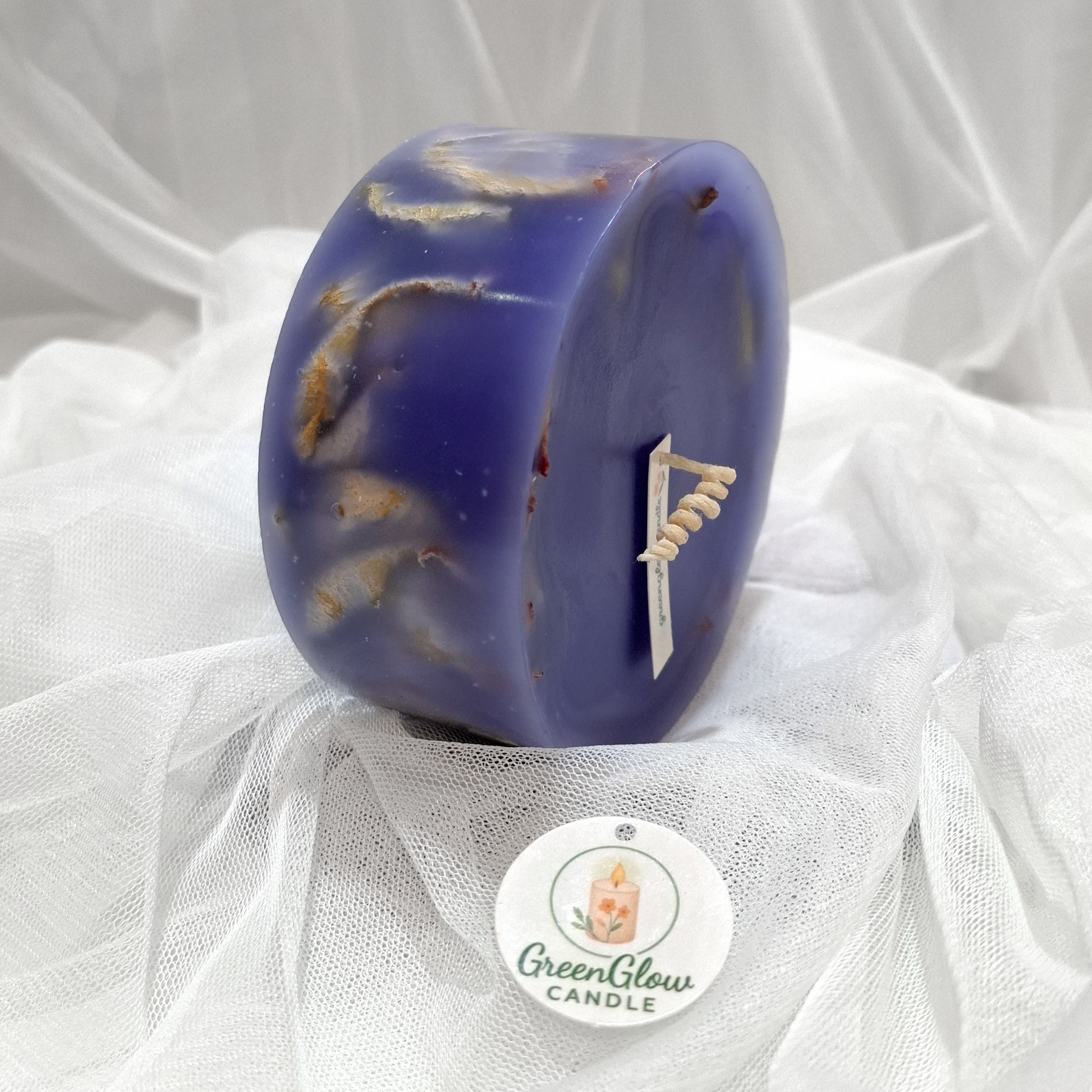 شمع استوانهای با گل خشک نوربرگ مدل نیلوبَرگ