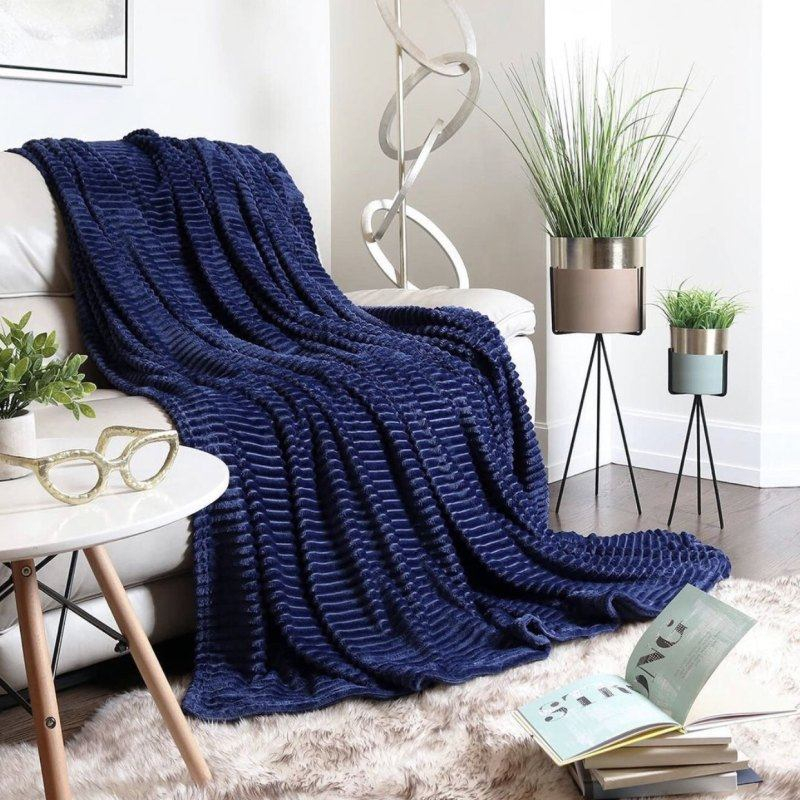 شال مبل طرح پلیسه سایز 220×200 سانتی متر