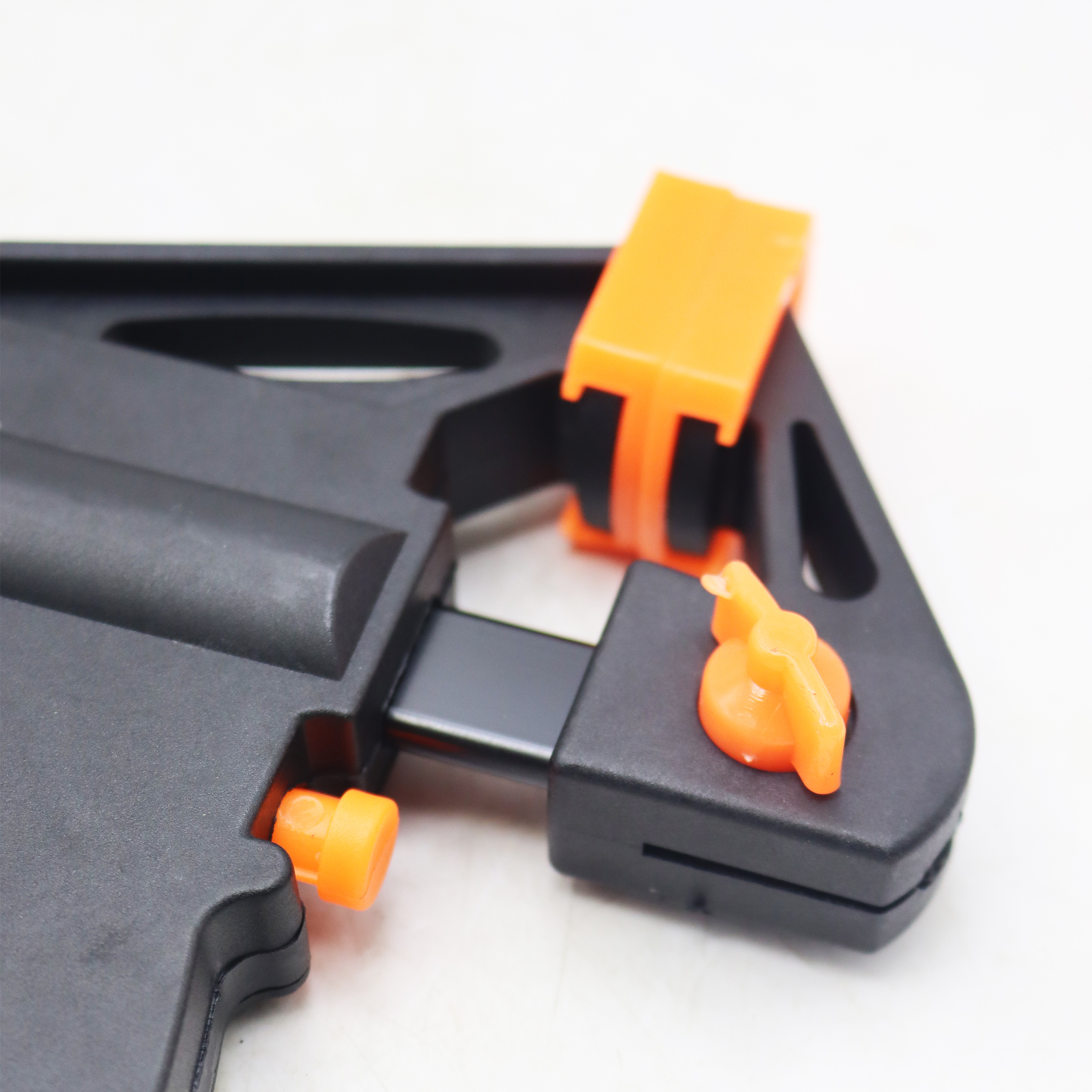 گیره تفنگی مدل اتومات کد YP-SIZE10 سایز 250 میلی متر