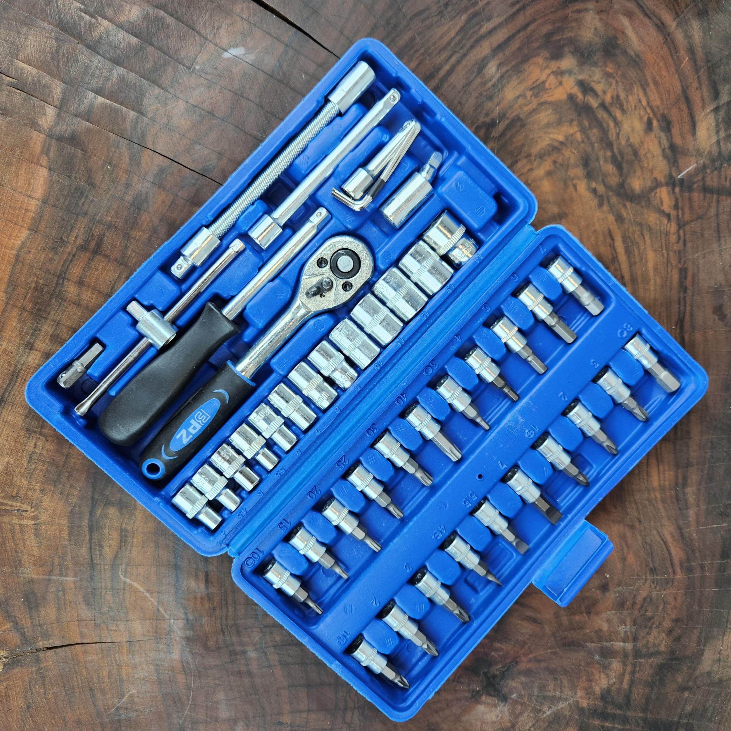 آچار بکس 46 پارچه صنعتی کد 100109 مجموعه 46 عددی