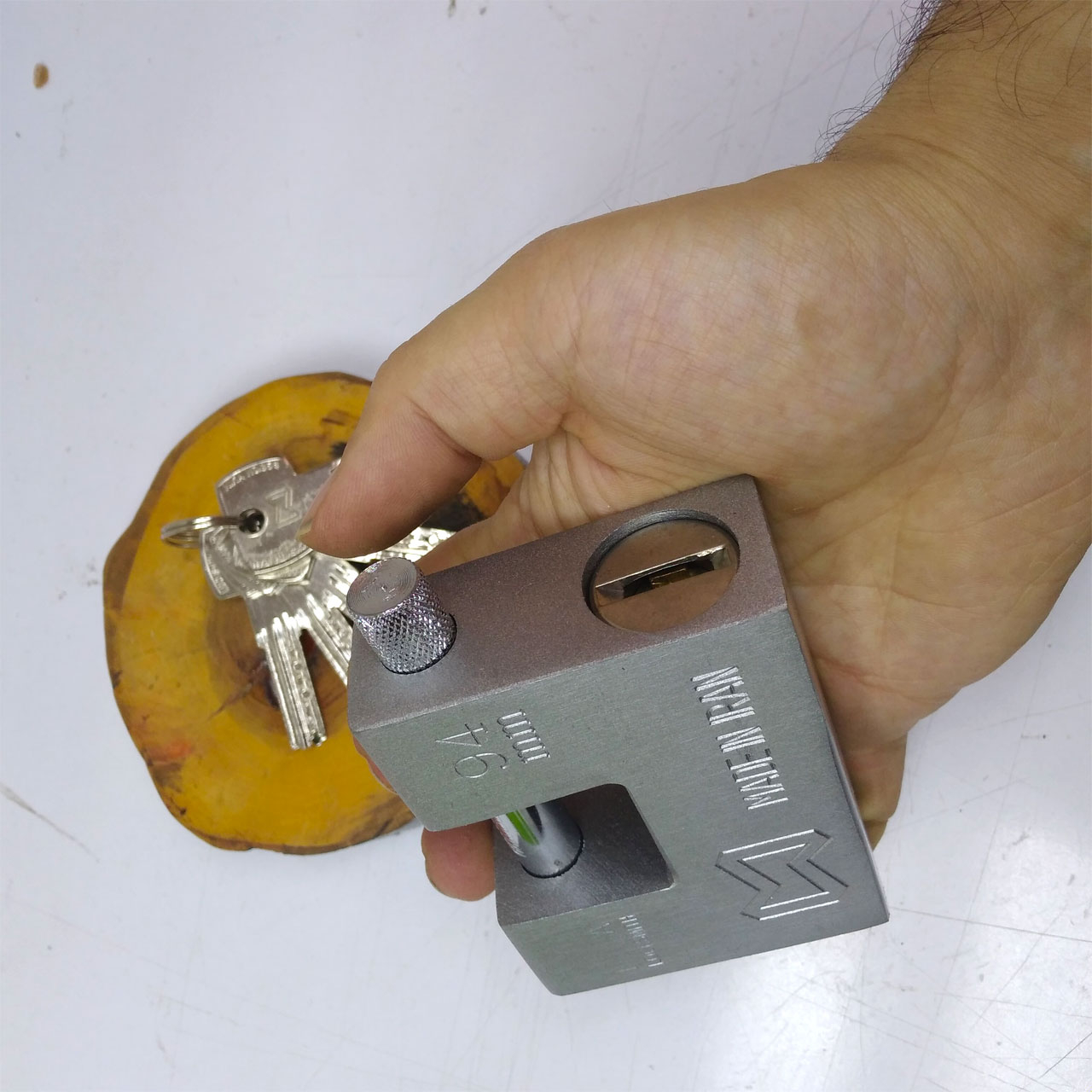 قفل کتابی نیکا مدل LOCKSMITH کد 94