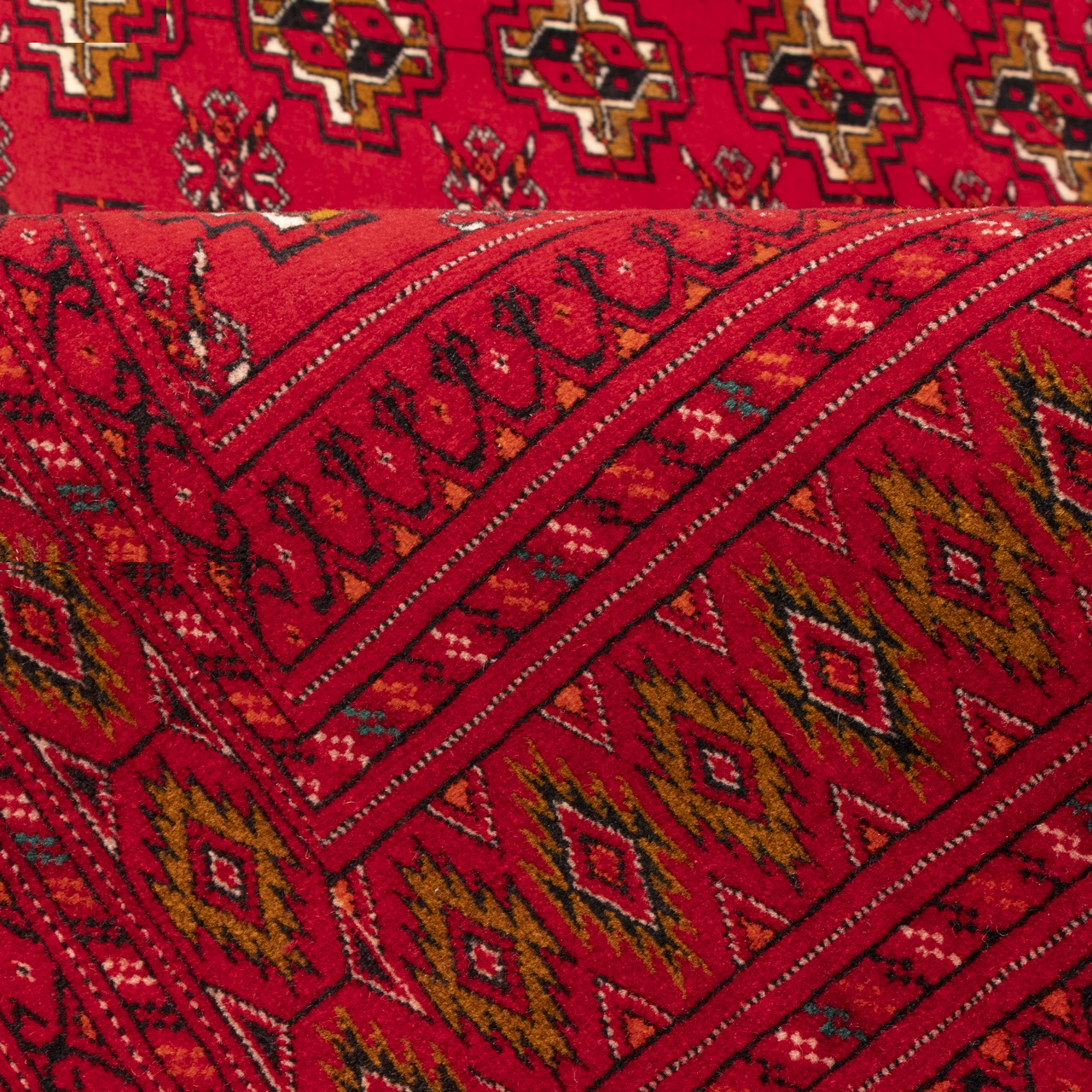 کاور کوسن سی پرشیا مدل فرش دستباف کد 156070