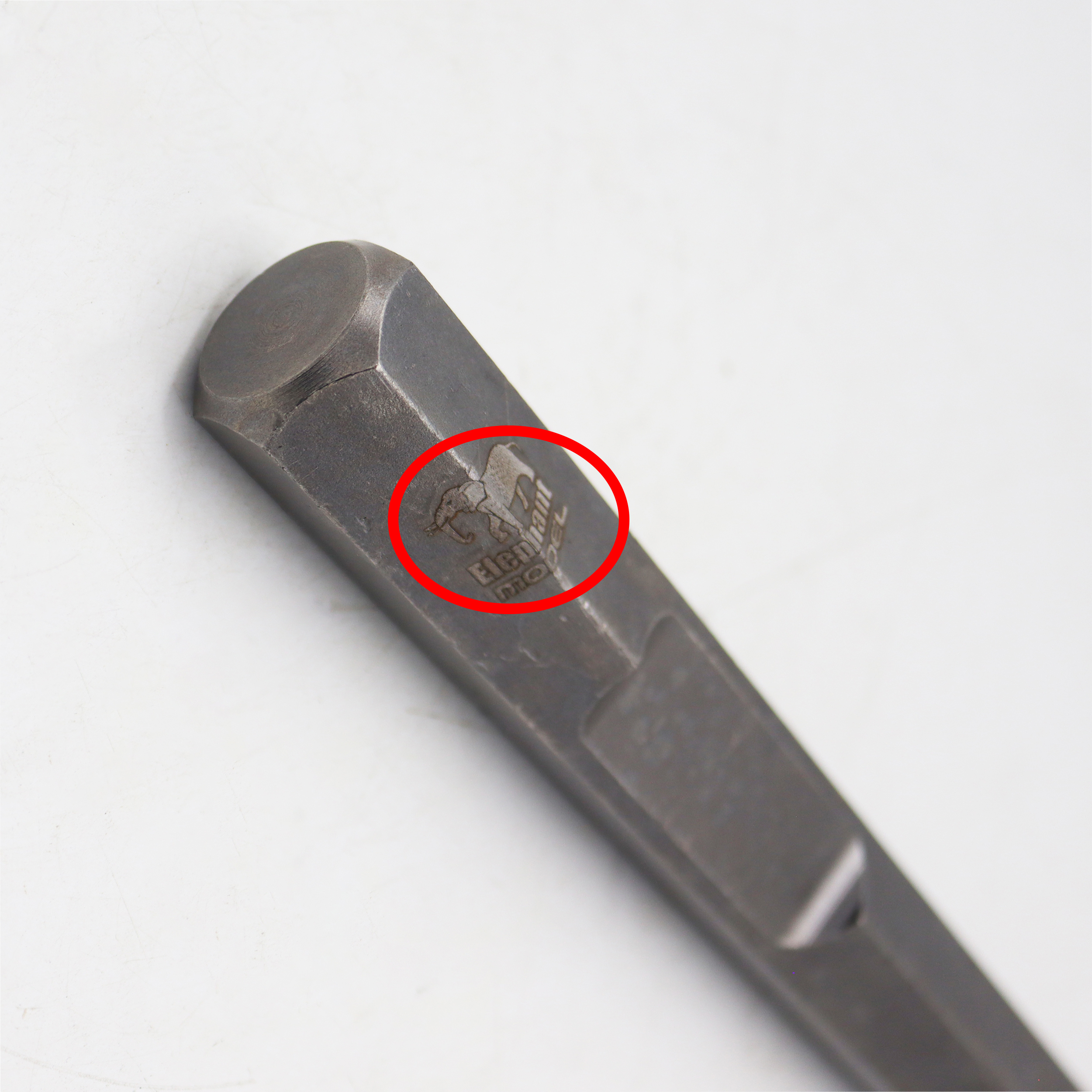 قلم بتن کن مدل الفنت کد YP-28-400-35MM