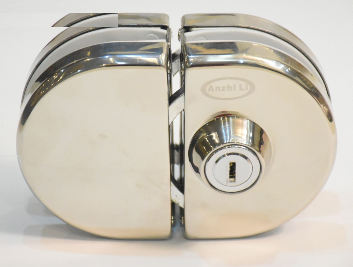 قفل شیشه آنژی لی کد 03-826