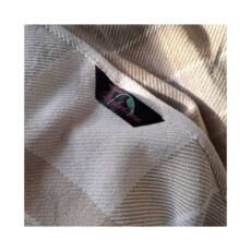 شال مبل برق لامع طرح ماهور سایز 140*130 سانتی متر