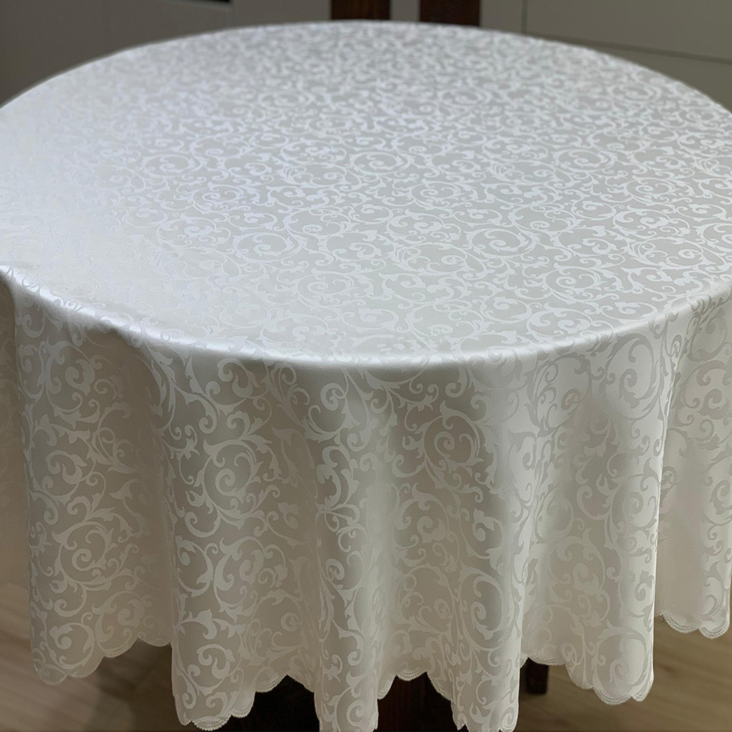 رومیزی رزین تاژ مدل نیلا سایز 180x150 سانتی‌متر