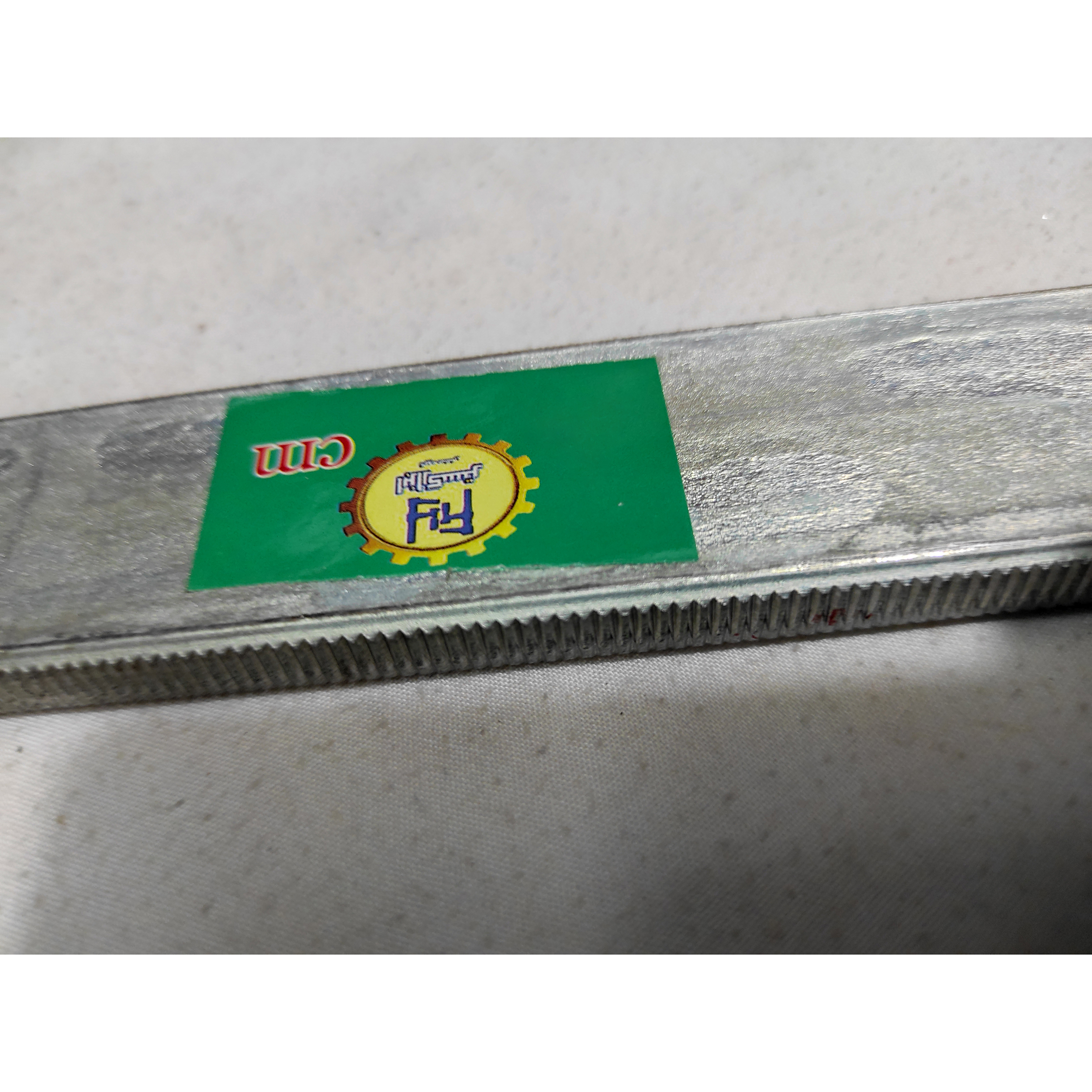 پیچ دستی ابزار گستر مدل SMT-20cm-FAK14