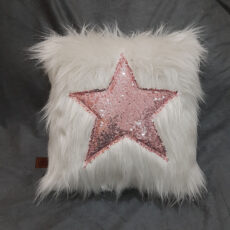 کوسن تیگران مفشوو مدل قلبی کد M3 مجموعه 3 عددی به همراه شال مبل