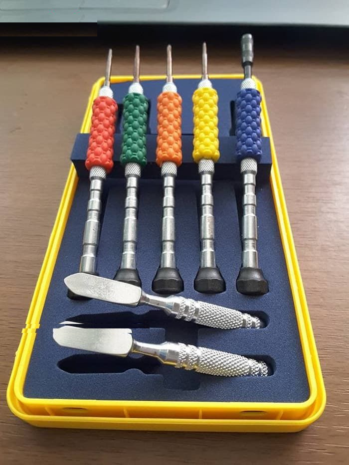 مجموعه 5 عددی پیچ گوشتی یاکسون مدل YX-8186 به همراه دو عدد قاب بازکن