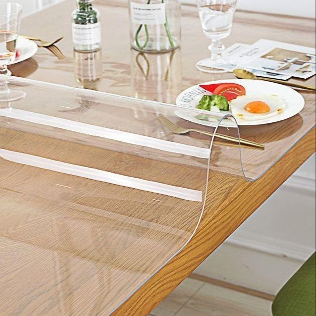 طلق رومیزی مدل کریستال ضخیم 2mm سایز 240x60 سانتی متر