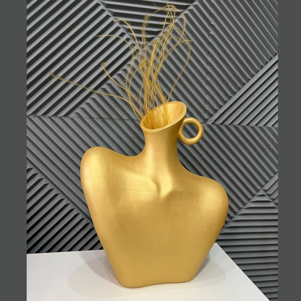 گلدان پلی استر مدل گوشواره