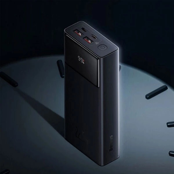 پاوربانک بیسوس مدل Star-Lord digital display  ظرفیت 30000 میلی آمپر ساعت