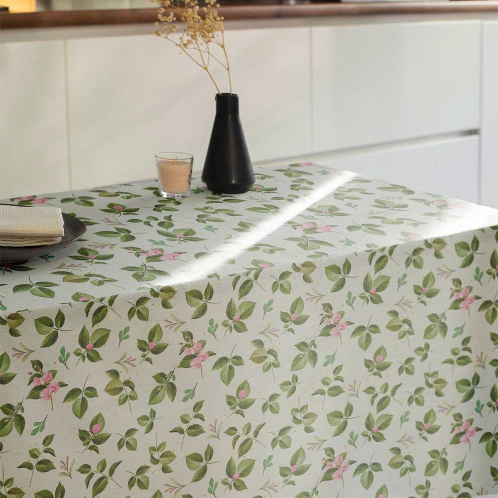 رومیزی طرح گبدار ملیح بهاره کد F2RO1054