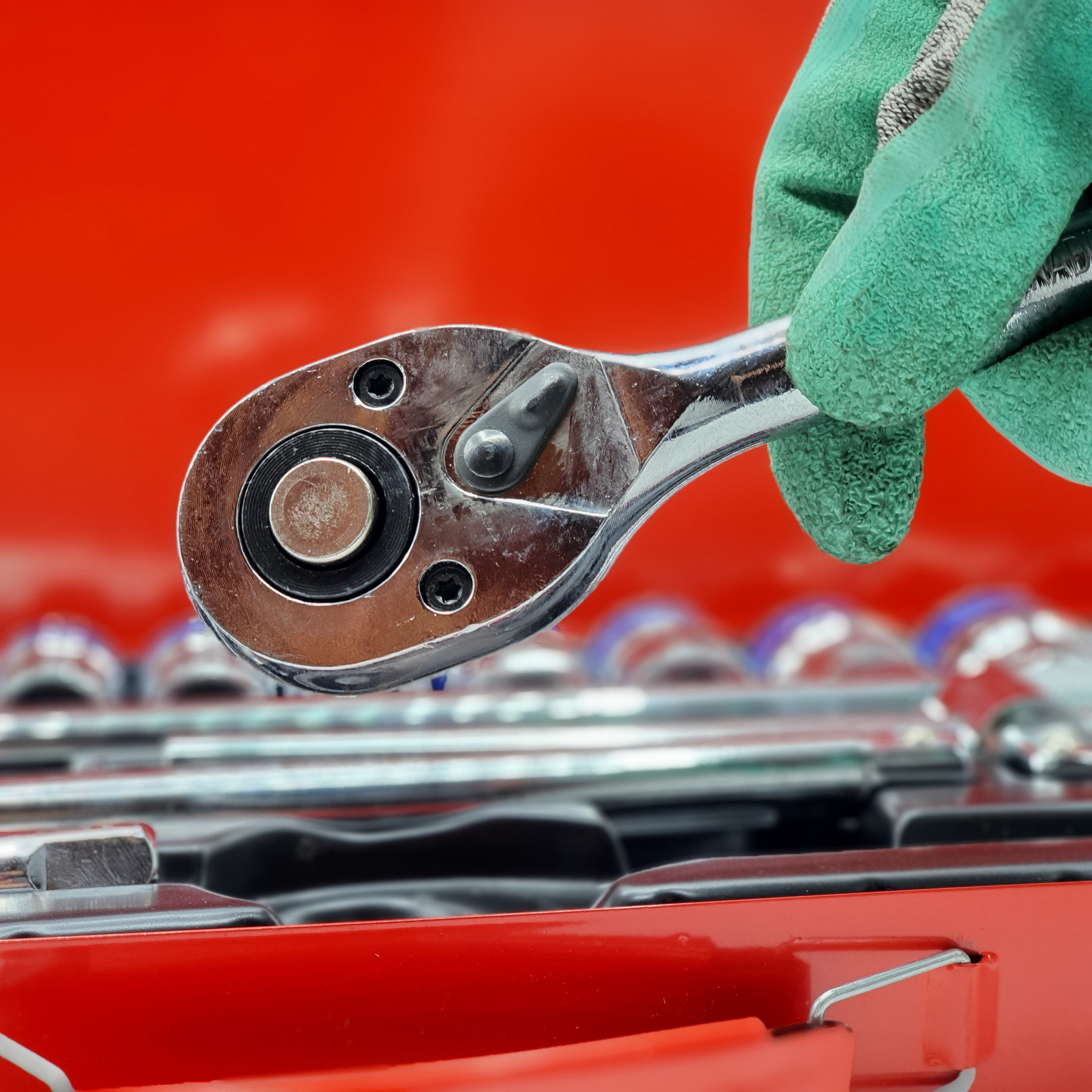 مجموعه 24 عددی آچار بکس جی ان ترد مدل 20009