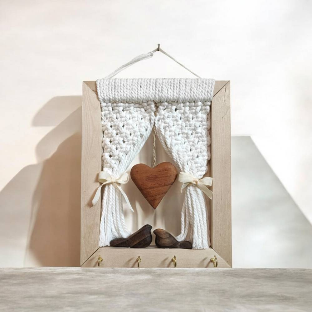 کلید آویز مدل طرح پنجره عشق