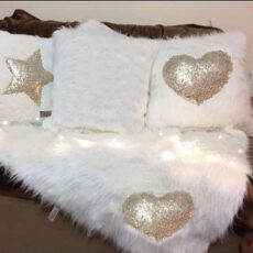 کوسن تیگران مفشوو مدل قلبی کد M3 مجموعه 3 عددی به همراه شال مبل