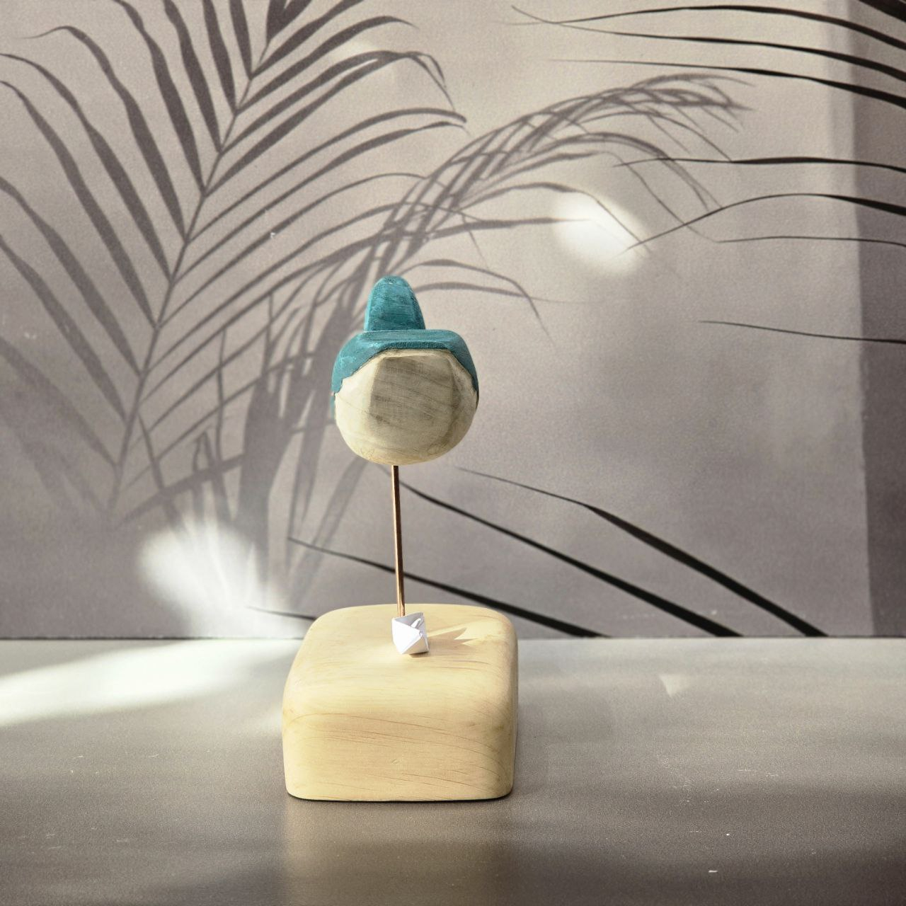 مجسمه چوبی مدل وال سبز با قایق