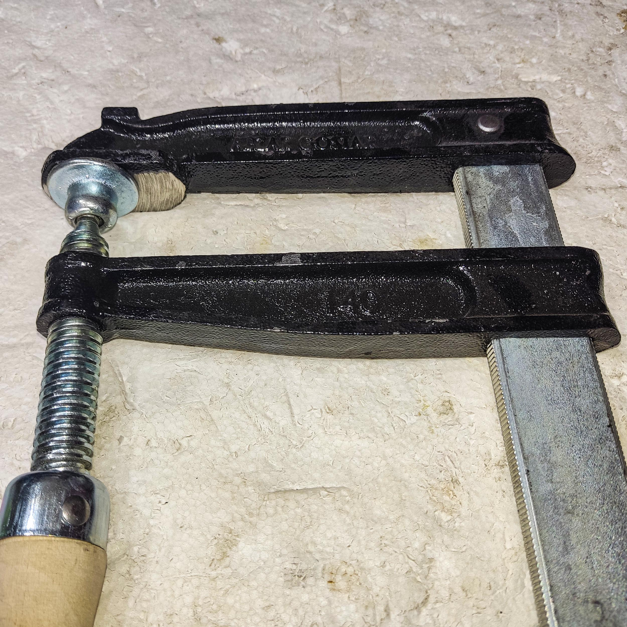 پیچ دستی فوکس مدل A-Z 120-30 سایز 120 میلیمتر