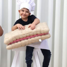 کوسن مترینو مدل بیسکوییت کرم دار