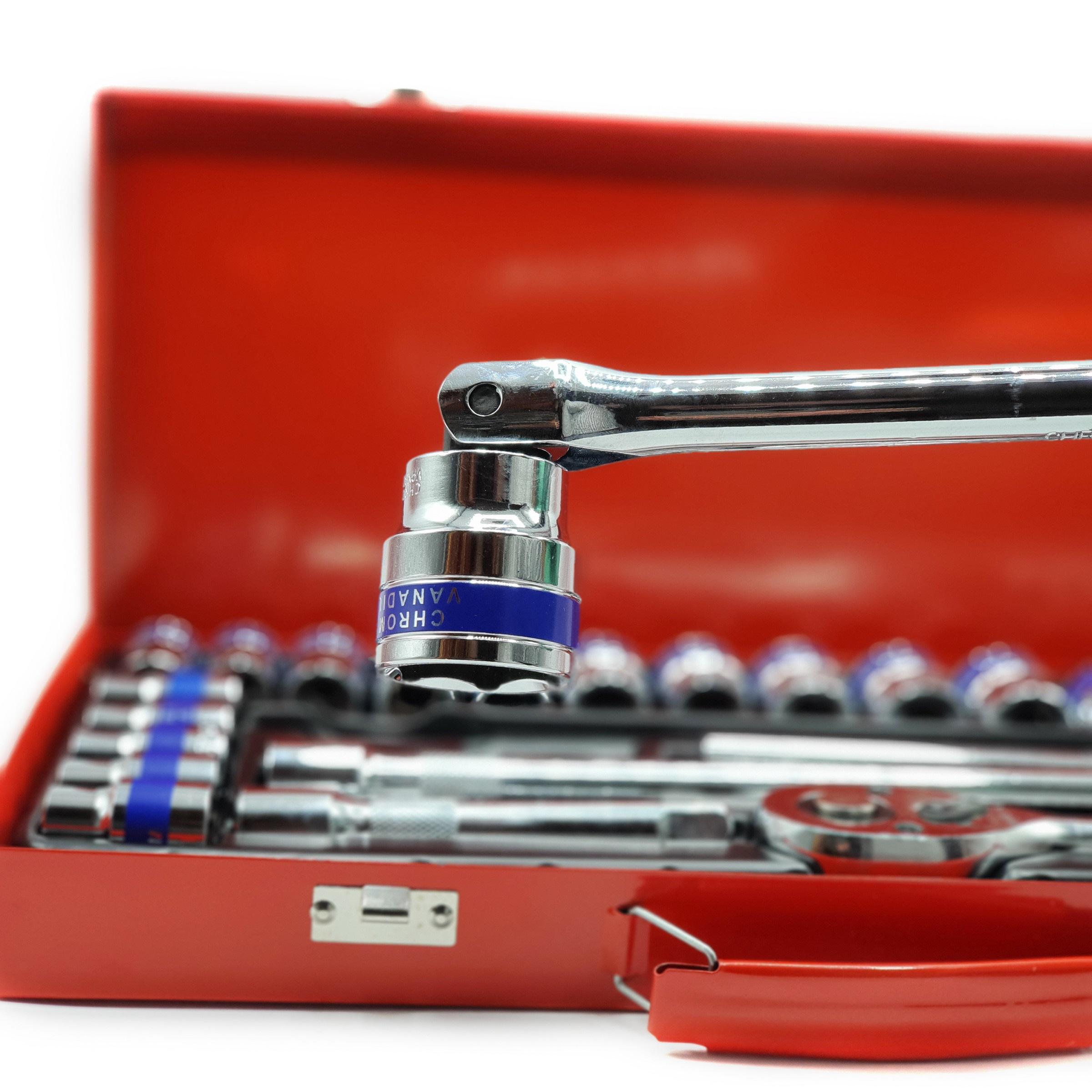 مجموعه 24 عددی آچار بکس جی ان ترد مدل 20009