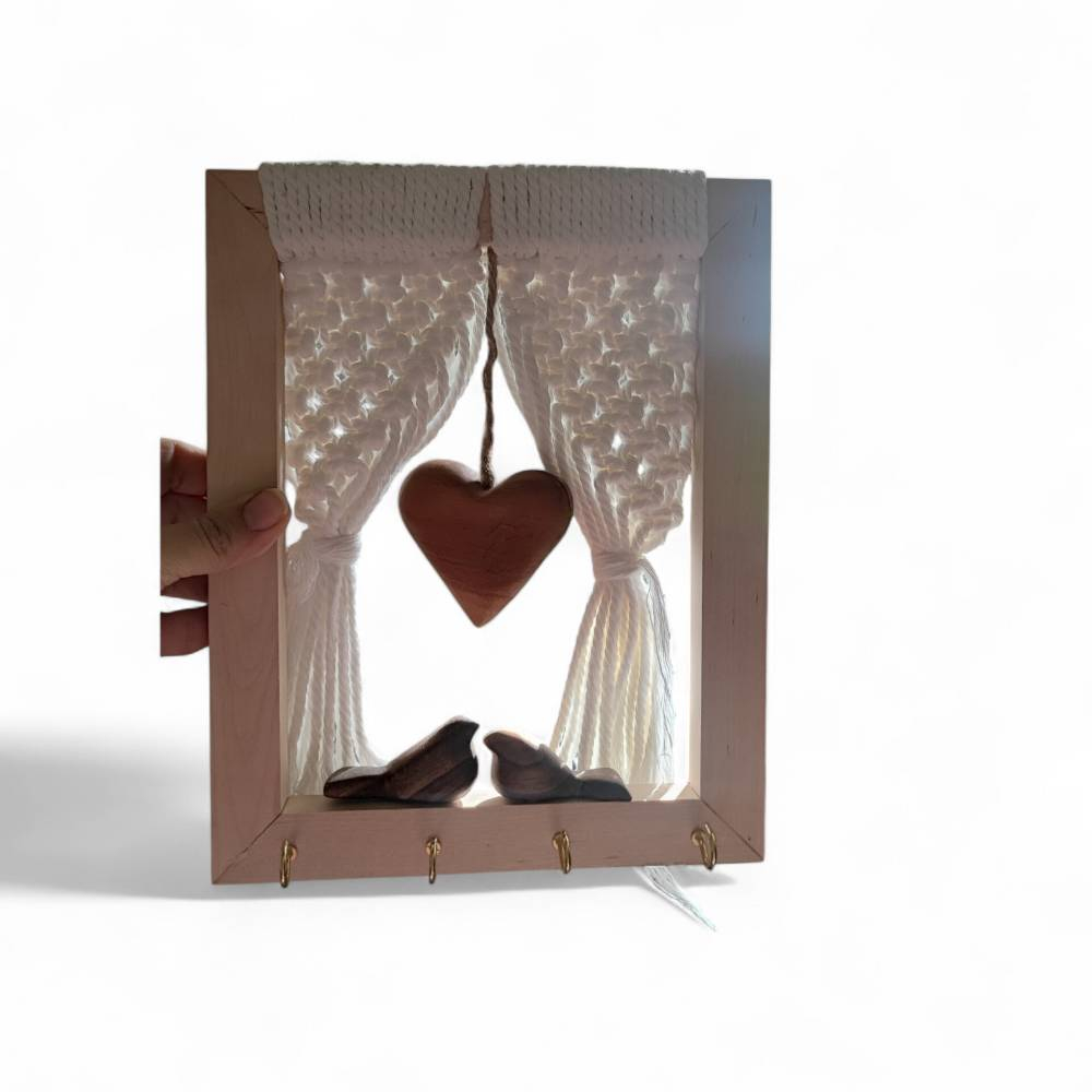 کلید آویز مدل طرح پنجره عشق