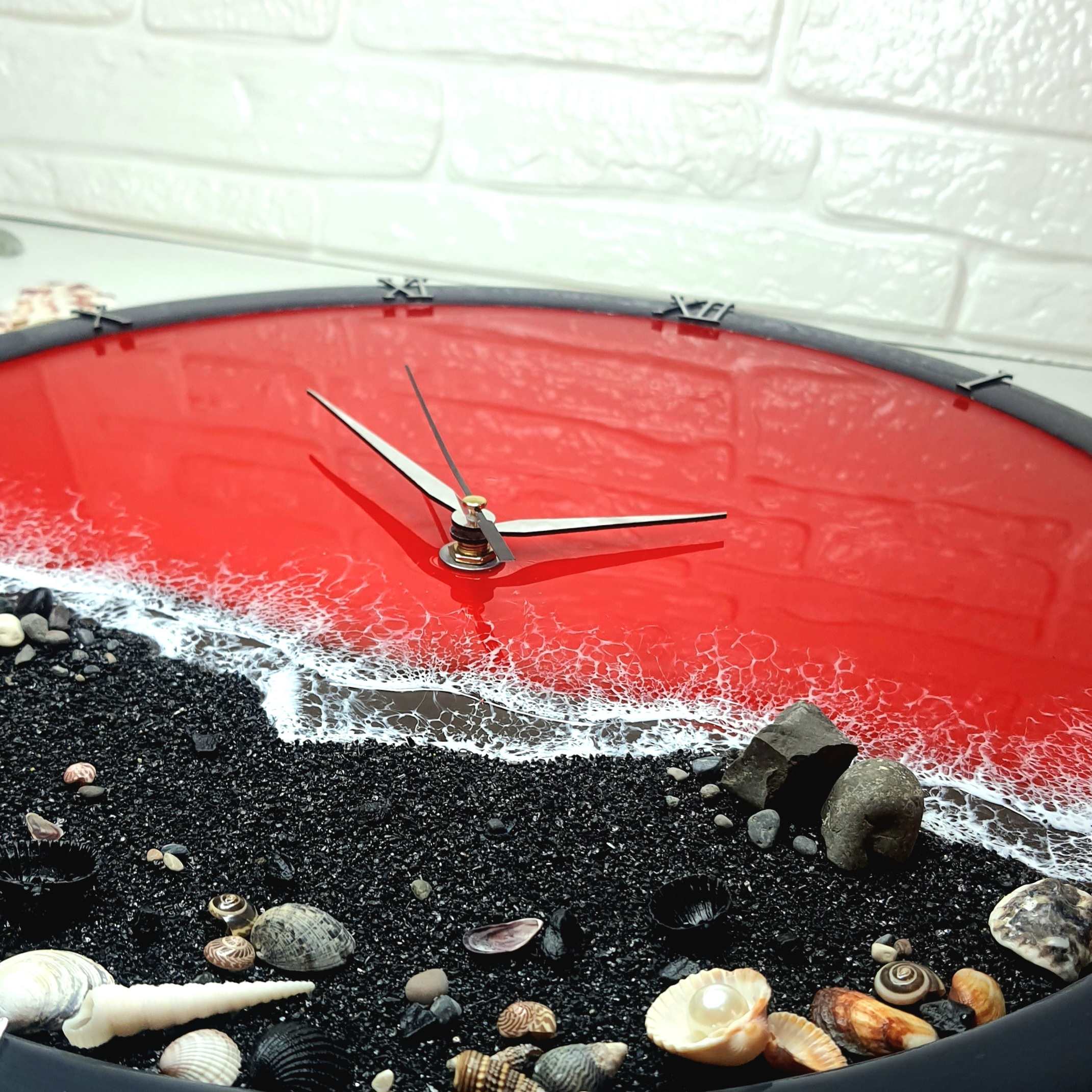 ساعت دیواری رزینی طرح دریا