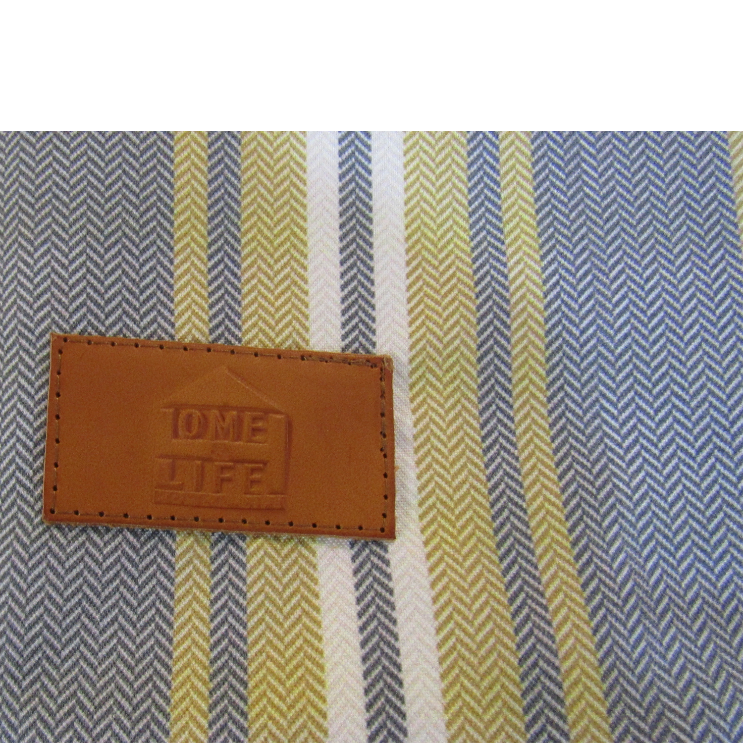 رومیزی هوم اند لایف مدل دنیرا L طرح راه راه کد 070002