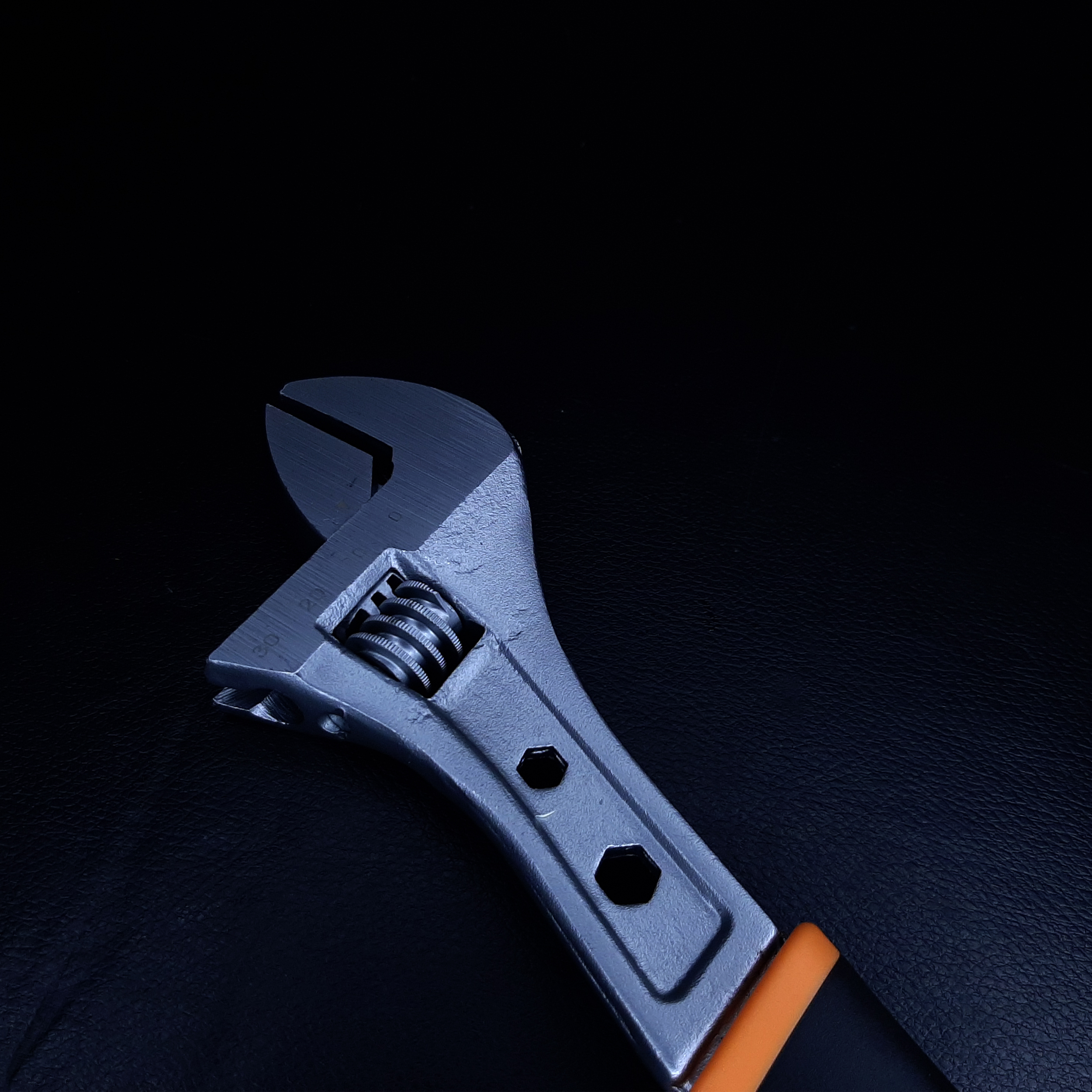 آچار فرانسه دینگشی مدل KM-010 سایز 10 اینچ