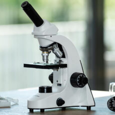 میکروسکوپ مدل لابراتوار کد 800x New 2025