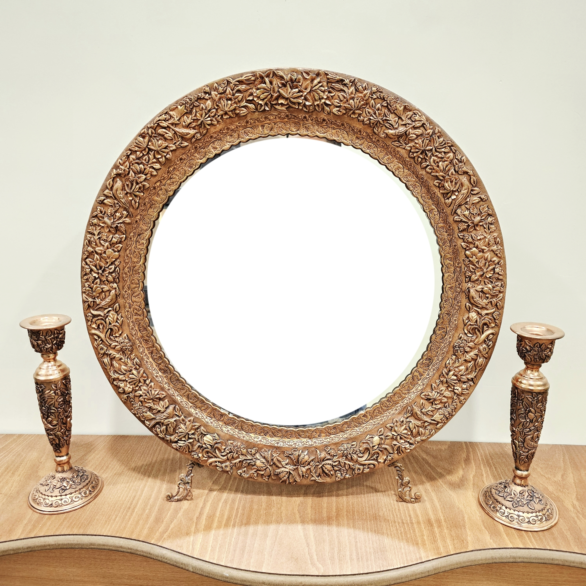 آینه و شمعدان مسی دستساز طرح گل و مرغ شیراز مدل gh