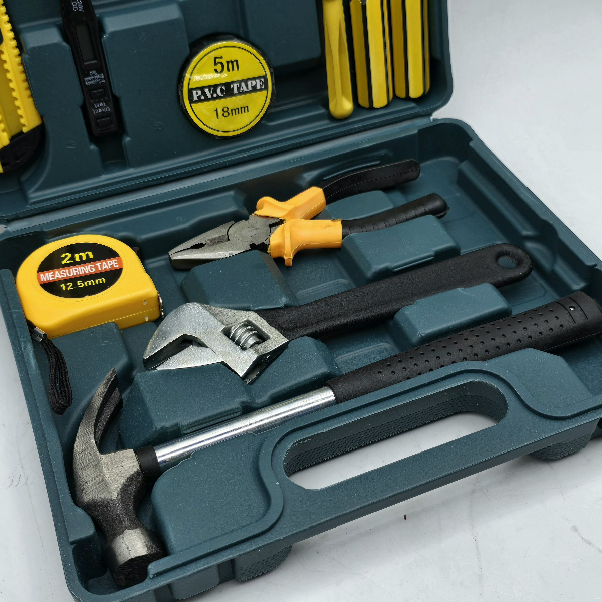 مجموعه ابزار 16 عددی باس مدل TOOLS-SET