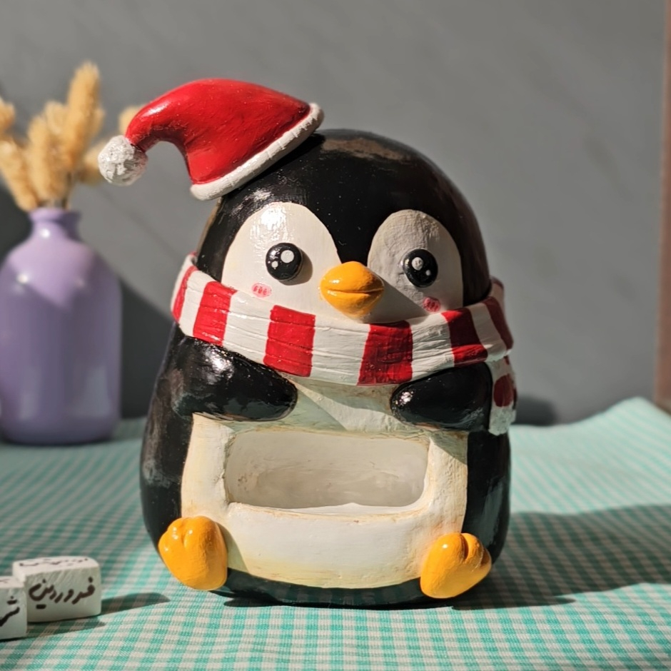 مجسمه مدل تقویم پنگوئن