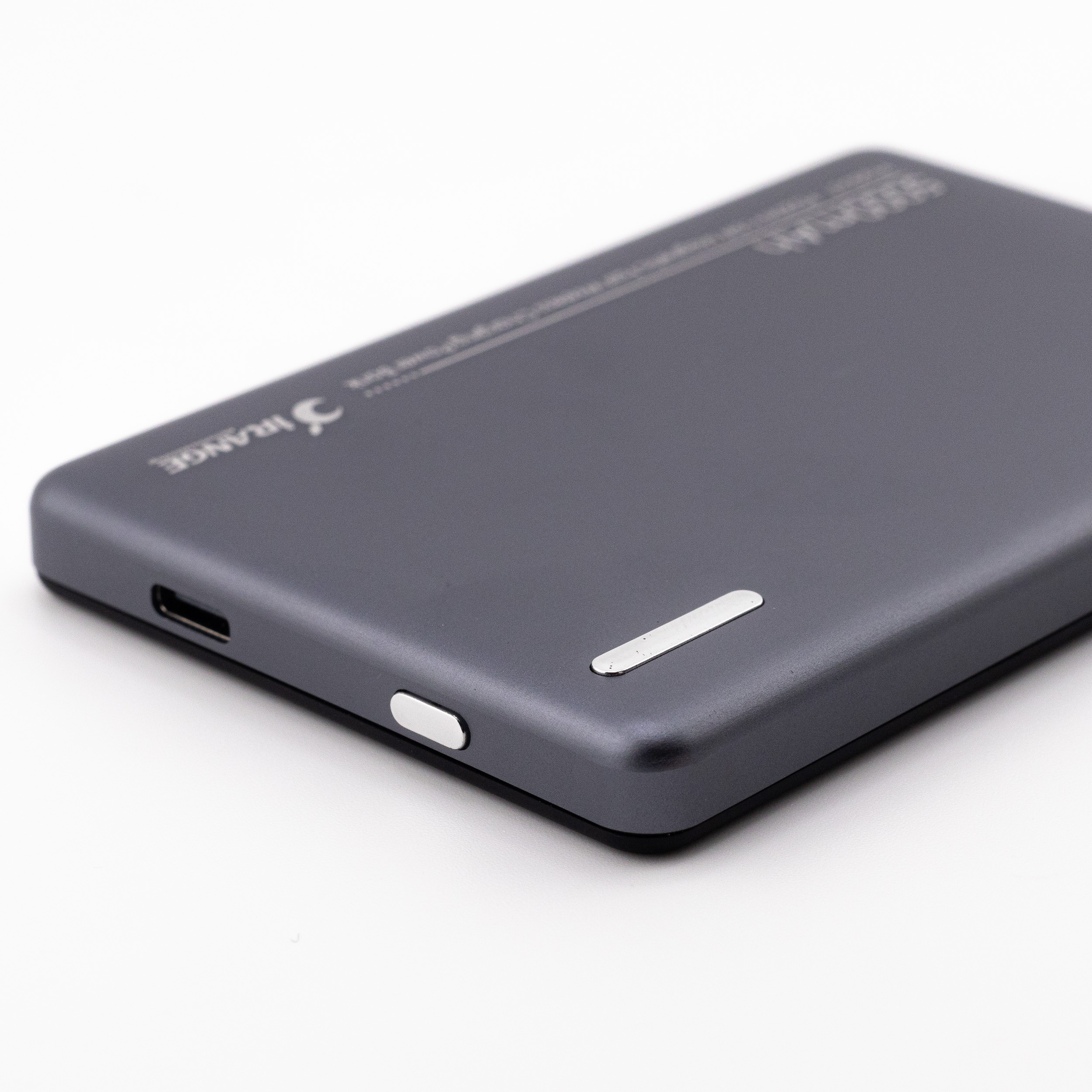 پاوربانک آیرنج طرح مگ سیف مدل IR- X12 ظرفیت 5000 میلیآمپرساعت