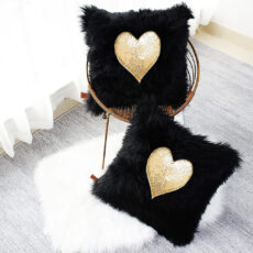 کاور کوسن تیگران مفشوو مدل خزپرزبلند طرح لاو سایز 40*40 سانتی متر مجموعه 2 عددی