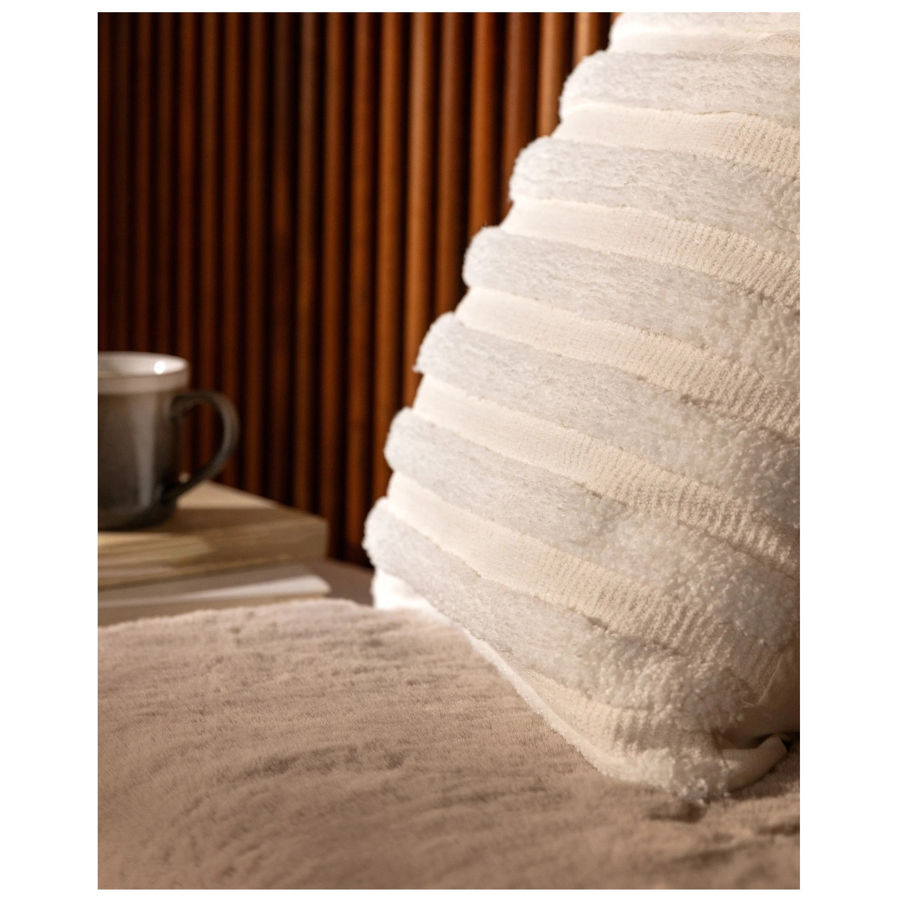 کاور کوسن مادام کوکو مدل Bourgogne 45.45