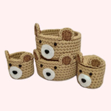 سبد قلاب بافی تریکو مدل خانواده خرسی کد 01 مجموعه 4 عددی