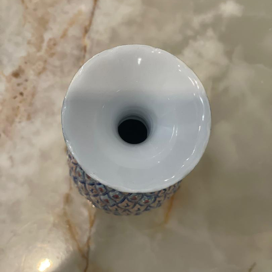 گلدان میناکاری اسماعیلی مدل خمره ای نقش برجسته کد 841159-5