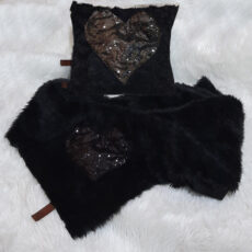 کوسن تیگران مفشوو مدل لاو به همراه شال مبل