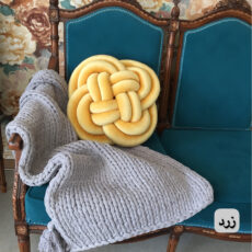 کوسن مدل گره ای مخمل چهارپر