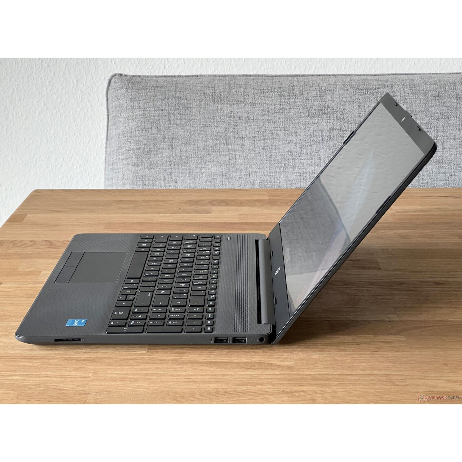 لپ تاپ 15.6 اینچی اچ پی مدل G9 250-Celeron N4500-12GB DDR4-512GB SSD-TN-HD - کاستوم شده