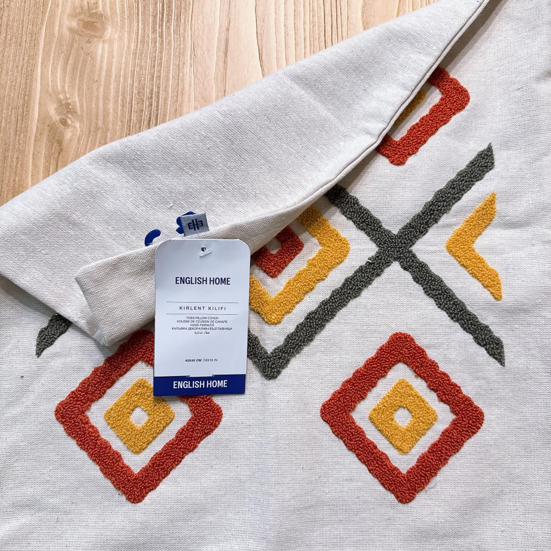 کاور کوسن انگلیش هوم مدل Zane 45