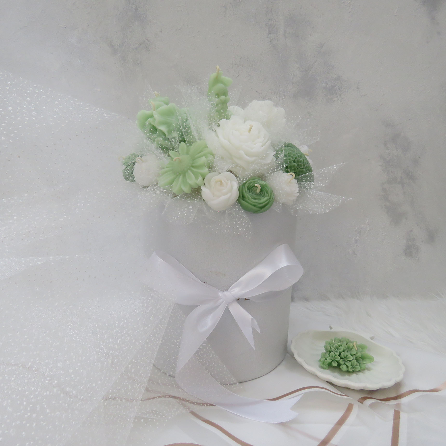 شمع مدل گل جاودان کد 1002a