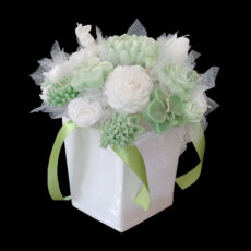 شمع دستساز مدل باکس گل جاودان کد 109