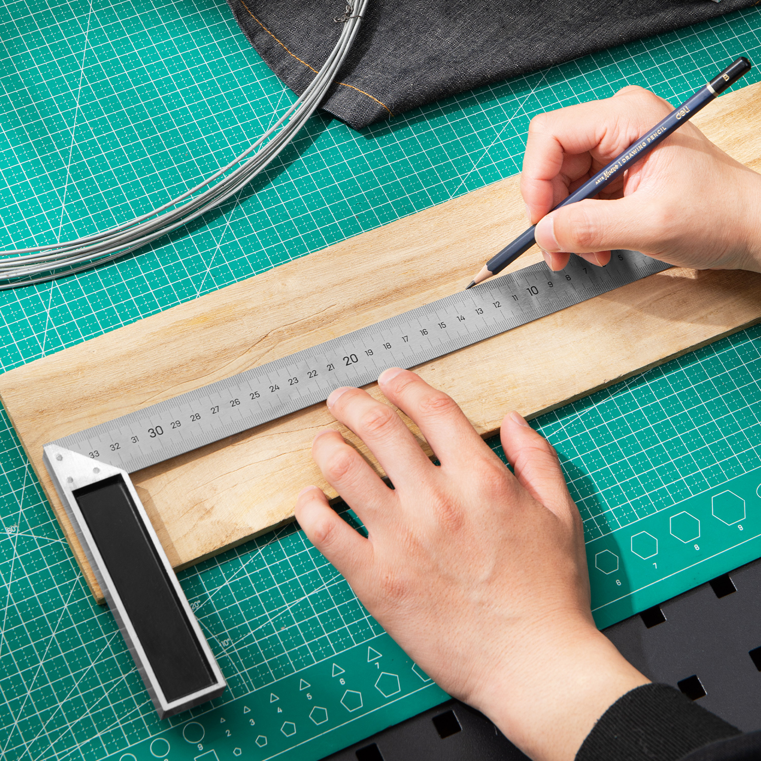 گونیا نجاری دلی مدل DL302350 سایز 350 میلی متر